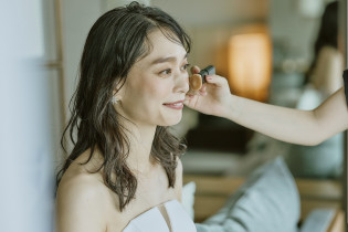 上質な輝きを纏うヘアメイク|ウェスティンホテル横浜の写真(54571200)