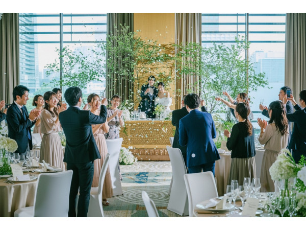 「GRAND BALL ROOM」