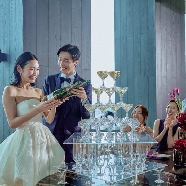 華やかな演出を加えたらさらに祝宴が盛り上がる♪おふたりらしい気取らないアットホームWを