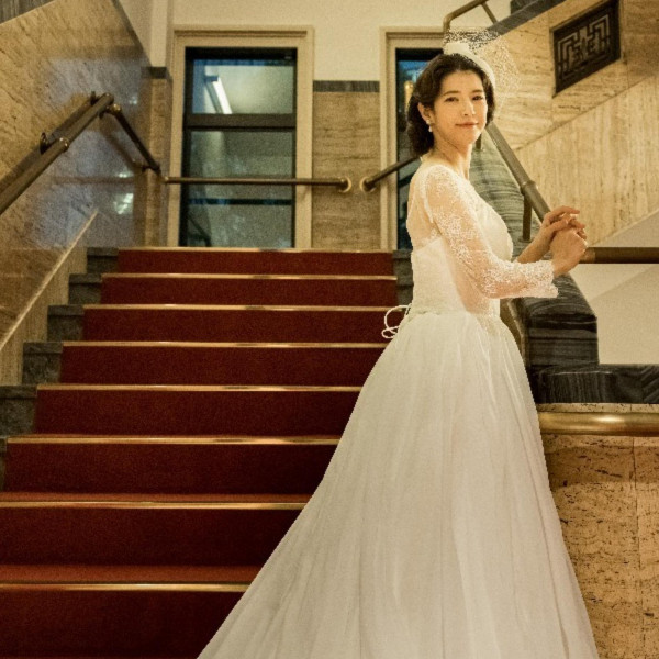 品格漂う大広間で、沢山の祝福に包まれて