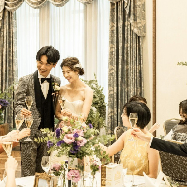 文化財ならではのレトロモダンな雰囲気に包まれて