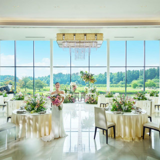 披露宴会場からは最高のロケーションを眺めることができる