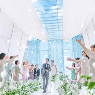 ＼*7月ラスト140万特典／空×水の純白チャペル＆和牛試食＆NEW演出