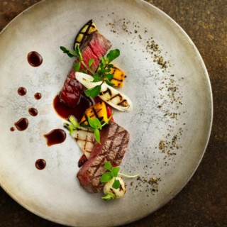 ＼金曜BIG★／ドレス2着無料×とろける和牛試食＊演出体験♪