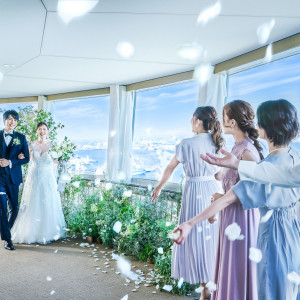 【展望フロア】でのスカイウエディング|MARINE TOWER WEDDING（マリンタワー ウエディング）の写真(25142160)