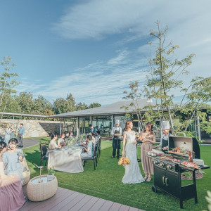 四季折々の山々を望む開放感あふれるテラス|しまなみの杜リゾートの写真(54122014)