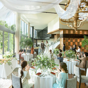 都心とは思えないほど開放的なガーデンテラスで、自由度の高い演出も叶う。|MAISON 8（メゾンエイト）の写真(54692108)