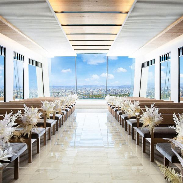 【10万円ご優待】挙式料・ドレス・ヘアメイクなど挙式で必要なアイテムが全て含まれた限定プラン