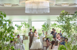 大人数向けの会場ではゆったりと|LAZOR GARDEN SAPPOROの写真(54160871)