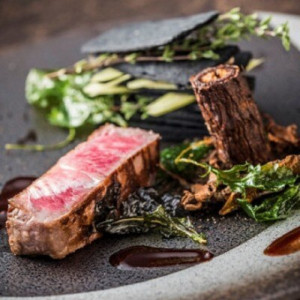 ＼好評につき延長／限定6組！最大80万特典×絶品！和牛試食付♪