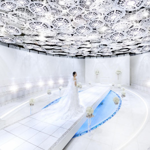 3つの魅力ある挙式ステージよりお選びいただけます。