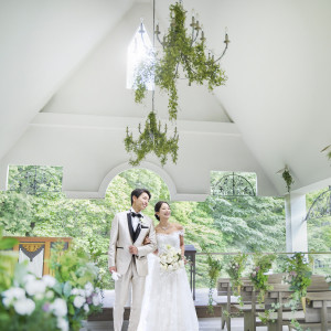 ガーデンではフラワーシャワーやブーケプルズなど、アフターセレモニーも人気。|ART HOTEL NARITA（アートホテル成田）の写真(55428241)