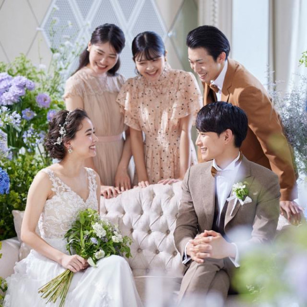 テイストの異なる4つの披露宴会場から選べる