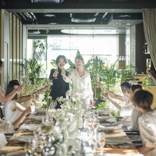公式サイト限定【25年10～12月迄の結婚式で】ドレスや写真、オリジナルケーキなど最大70万円OFF