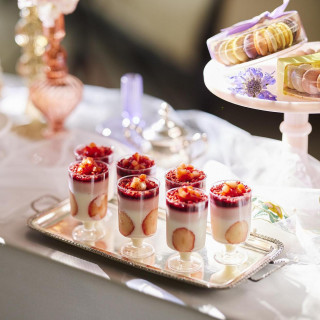 【26年3・4月限定】イチゴビュッフェor前撮り＆苺と桜のウェルカムドリンクプレゼント