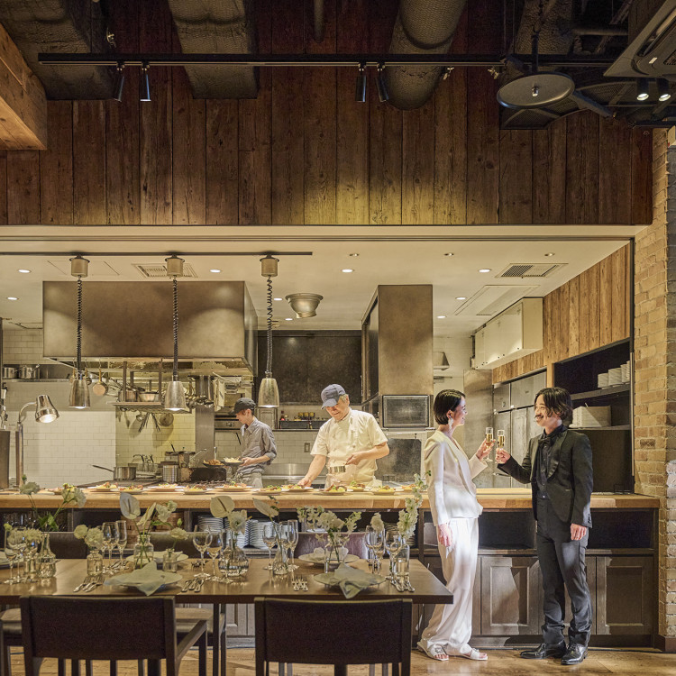 CEDAR THE CHOP HOUSE & BAR（セダー ザ チョップハウスアンドバー）