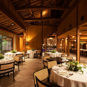 庭園が美しい一軒家を貸しきって、40名様までの会食会や披露宴