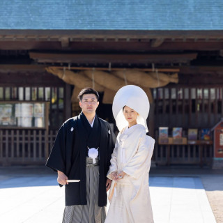 挙式当日は専属コーディネーターが神社に同行し、おふたりのそばでサポートいたします