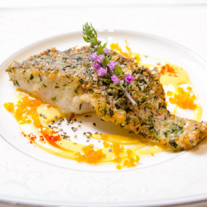 静岡県産 真鯛の香草パン粉焼き|Wedding Space Lover’s Mahalo(ラバーズ マハロ)の写真(52222561)