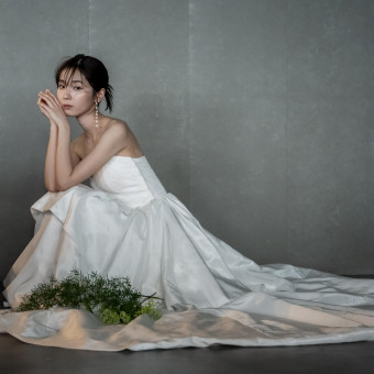 ミニマムだけど質の高いドレス。