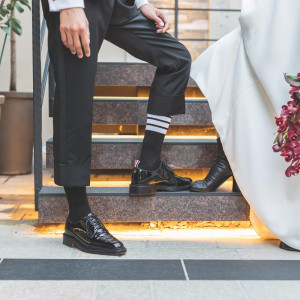 靴下や靴にもこだわったふたりらしいスタイリング|GRIGLIA Pagina（グリリアパージナ）の写真(56675337)