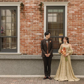 ツイードのオリジナリティあふれるカラードレス