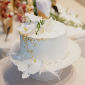 ウェディングケーキはフルオーダー♪ご希望イメージをお聞かせください！|Apartment2c weddingの写真(34886309)