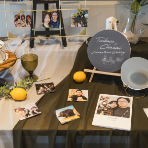 お二人らしく自由に飾っていただけるウェルカムスペース|Apartment2c weddingの写真(49051020)