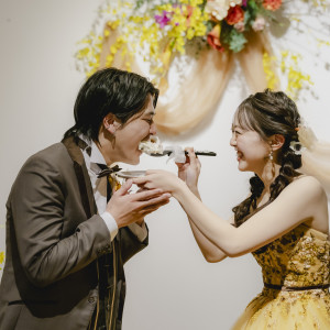 「せーの！あ〜ん」でたくさんの幸せを頬張って♡|Apartment2c weddingの写真(48232773)