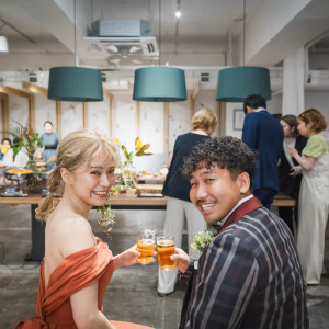 カフェパーティーは、形にとらわれずゲストと一緒に楽しめる雰囲気♪|Apartment2c weddingの写真(50798690)