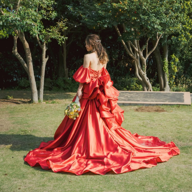 ウェディングドレス・衣装｜AT TERRACE ninomiya【ウエディングパーク】