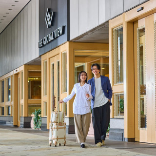 特別な1日の始まりは期待と高揚感でいっぱいのおふたり