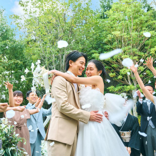 皆様と心温まる時間を過ごし 披露宴後は15階の2次会会場へ。大切な人達と心行くまで語り合う