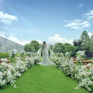 組数限定！2026年6月までの結婚式で大人人数×料理2,000円分プレゼント！