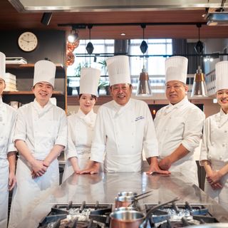 レストランクオリティのお料理を結婚式で、を実現させるLLOYDSキッチンチーム
