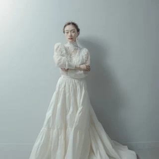 豊橋でも人気のセレクトショップ「aedam」にて運命の1着をご案内☆ヴィンテージドレスやトレンドの衣装など様々なが揃う。親御様やゲストの衣装もご案内致します。