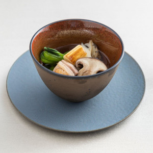 鮑と名古屋コーチン 季節野菜のコンソメ蒸し|サントフェリーチェの写真(53463492)