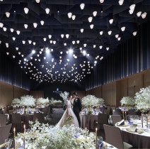 二人の想いが形になる披露宴会場|ザ・リッツ・カールトン福岡の写真(55770696)
