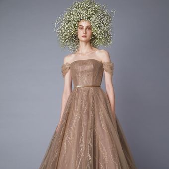 【Color Dress】個性を美しく彩るカラードレス