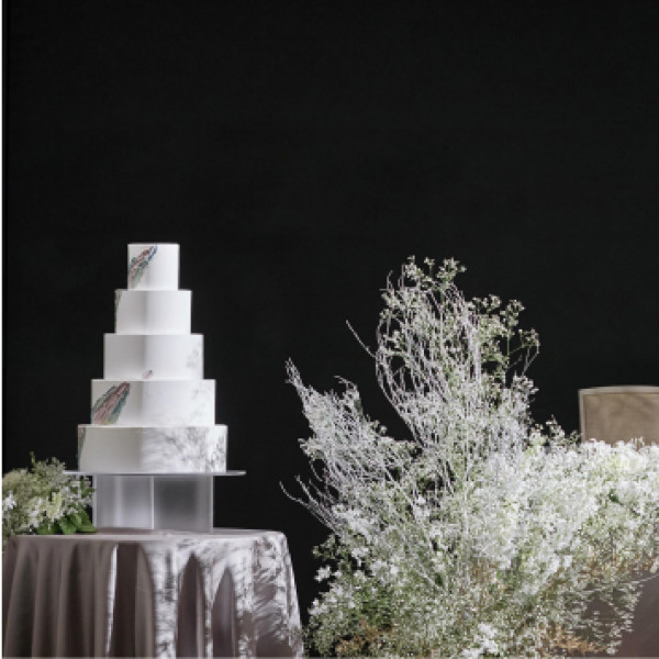 パティシエオリジナルウェディングケーキ