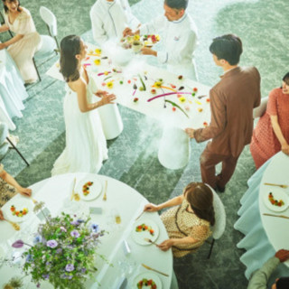 パーティに彩りを添える美しく美味しい料理のおもてなしで、お二人の大切なゲストを笑顔に♪