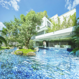 伝統と洗練が調和する、室町ならではの美しい街並み。