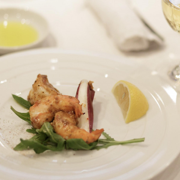 旬の新鮮でおいしい食材にこだわるため、メニューは約1か月前に決定→試食が可能