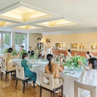【6名からOK】大阪駅無料バス直通*美食ホテルで叶う少人数婚