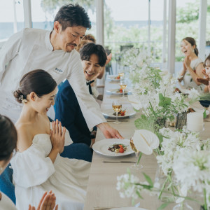 見た目も楽しんでいただけるお料理を食べながらのパーティーはかいわが弾むこと間違いなし|THE SURF SEASIDE SCENE MIYAKOJIMA/ザ・サーフシーサイドシーン宮古島の写真(33008933)