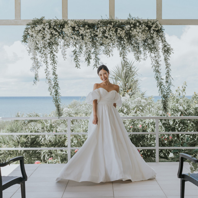 ウェディングドレス・衣装｜THE SURF SEASIDE SCENE MIYAKOJIMA/ザ