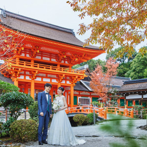 上賀茂神社『楼門』を背景に撮影|上賀茂神社の写真(33376323)