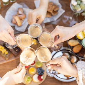 ゲストとにぎやかに乾杯！|クラブ ドゥ クレール迎賓館の写真(55369919)