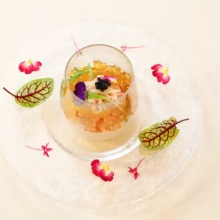 アミューズ