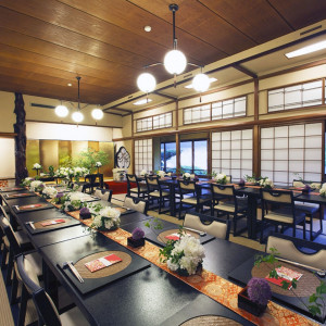 浅草の有形文化財。歴史ある料亭を貸切に。日本の情緒を感じる「純和婚」の披露宴